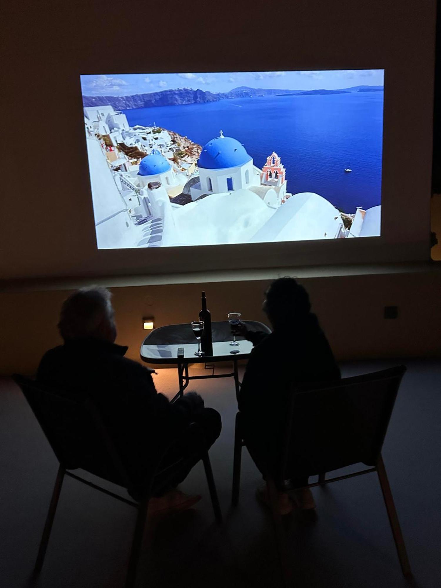 Love Nest With Hot Tub, Hammam & Outdoor Cinema Akrotírion Kültér fotó