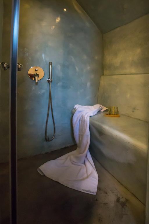 Love Nest With Hot Tub, Hammam & Outdoor Cinema Akrotírion Kültér fotó