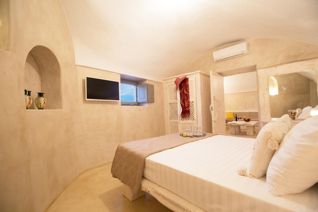 Love Nest With Hot Tub, Hammam & Outdoor Cinema Akrotírion Kültér fotó